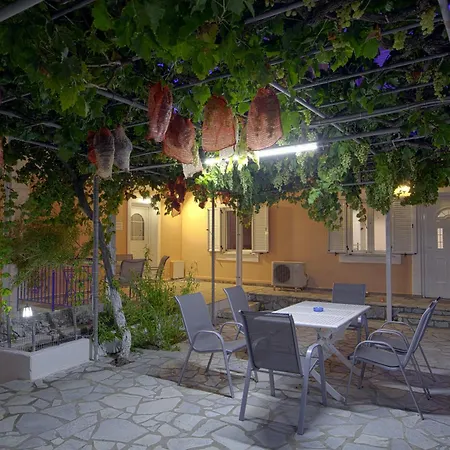 アパート Moulinos Kefalonia